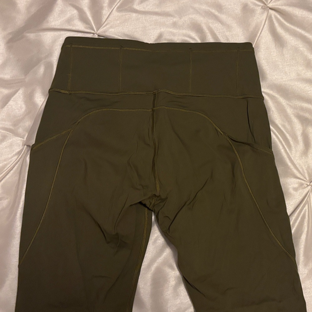 Lululemon Olive Green Leggings -Size 8 - Picture 7 of 8